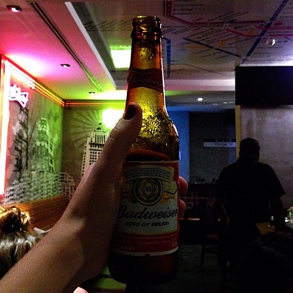 3/21/2014にRafaela B.がPublic Bar &amp; AfterBarで撮った写真