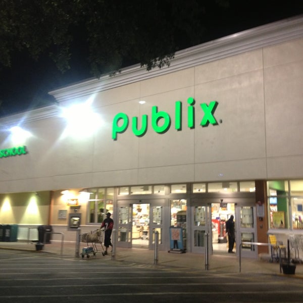 Publix Grocery Store in Plantation