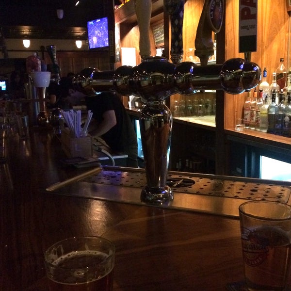 5/23/2015 tarihinde hziyaretçi tarafından Rudy&#39;s Bar'de çekilen fotoğraf