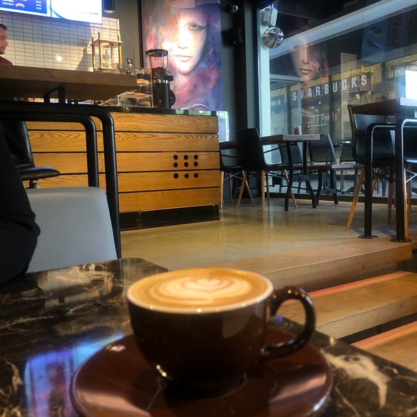 Foto tomada en Two Cups Coffee  por 🌸 Ella🌸 el 11/2/2019