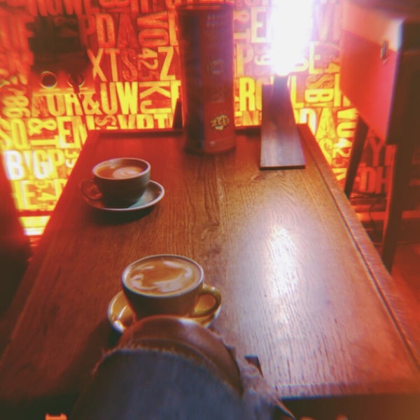 Foto tirada no(a) Brothers Coffee Roasters por 🌸 Ella🌸 em 10/10/2019