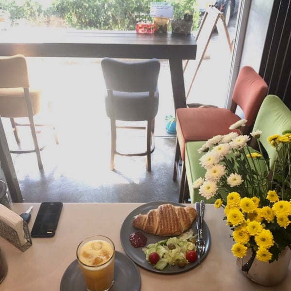 10/11/2017 tarihinde Marzieh K.ziyaretçi tarafından Mélange Café | کافه ملانژ'de çekilen fotoğraf