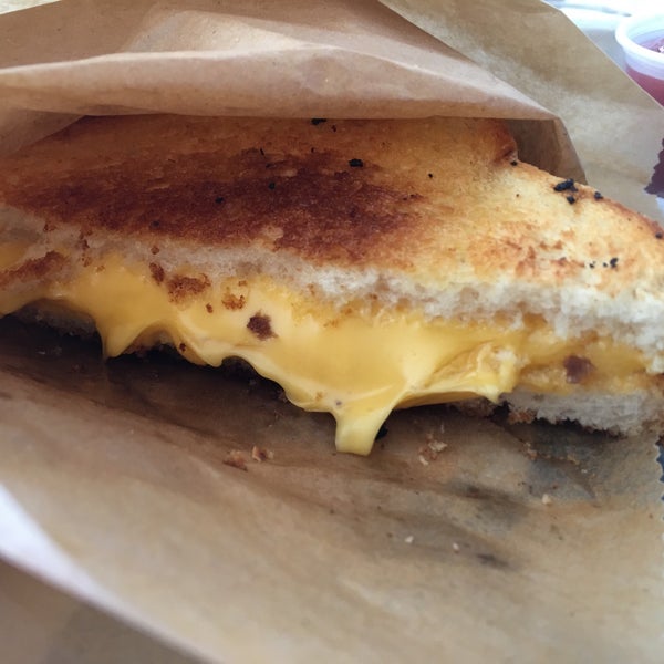 The Club Burgers Sandwiches Landmark Van Dorn 1 Tip