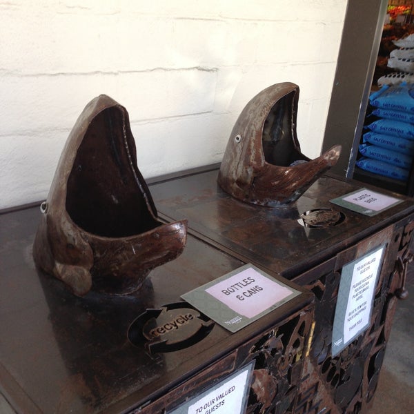 Nugget Market 409 Mace Blvd