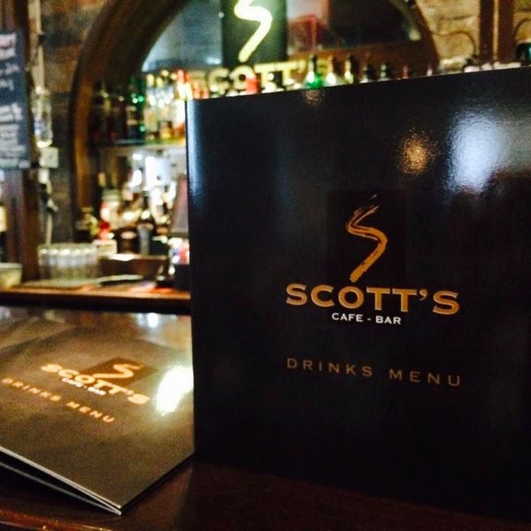 Das Foto wurde bei Scott&#39;s Bar von Scott&#39;s Bar am 6/24/2016 aufgenommen