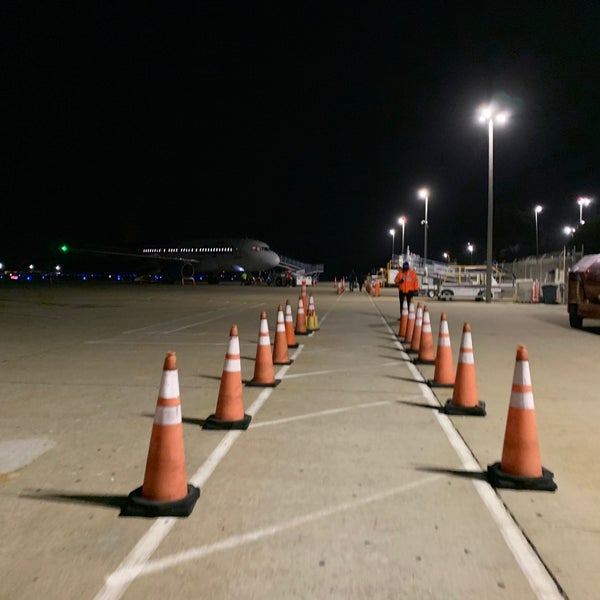 Photo prise au Monterey Regional Airport (MRY) par Brad K. le12/27/2020