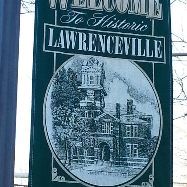 รูปภาพถ่ายที่ Johnstone Supply Lawrenceville โดย Dawn J. เมื่อ 3/14/2013