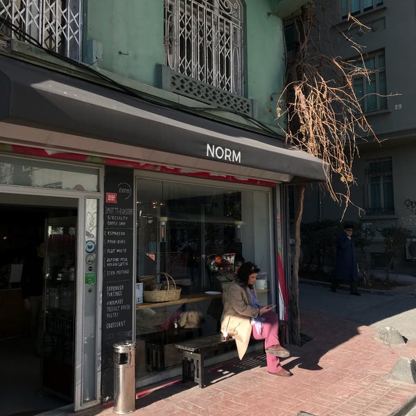 1/19/2018 tarihinde Maria D.ziyaretçi tarafından Norm Coffee'de çekilen fotoğraf
