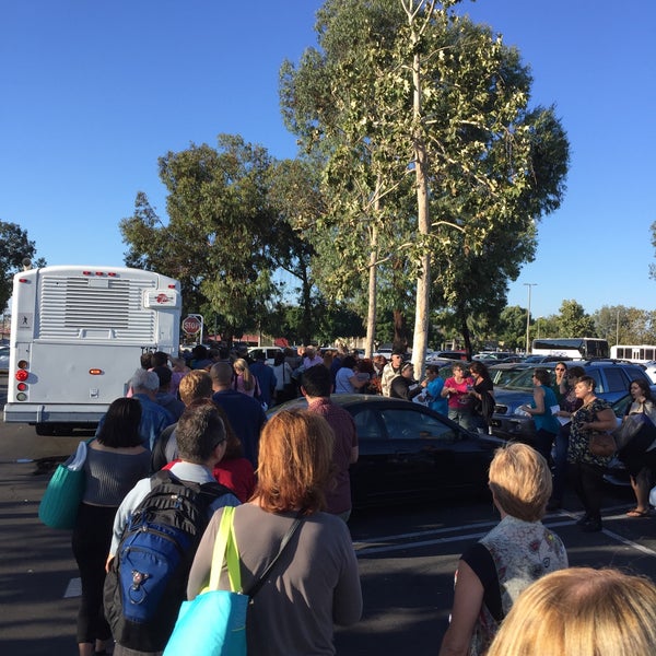 Hollywood Bowl Park and Ride Lakewood 4 tips