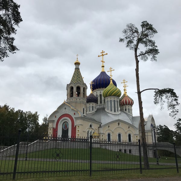 Храм Игоря Черниговского сверху