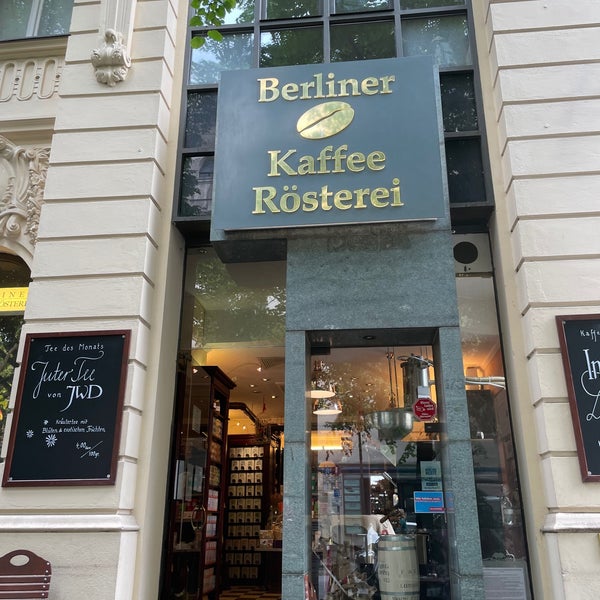 Photo taken at Berliner Kaffeerösterei by Irene M. on 8/9/2021