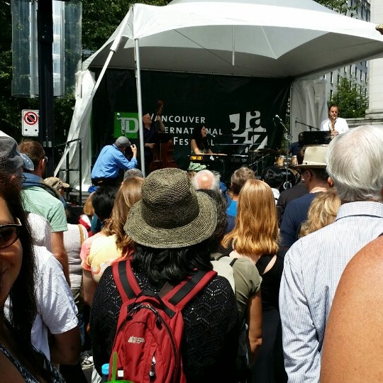 Vancouver international jazz festival. , 6 фото. Фестивали в ванкувере. Джазовый фестиваль канада. Vancouver international jazz festival.