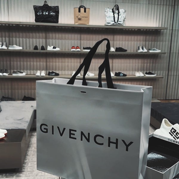 Givenchy South Coast Metro 13 visitors