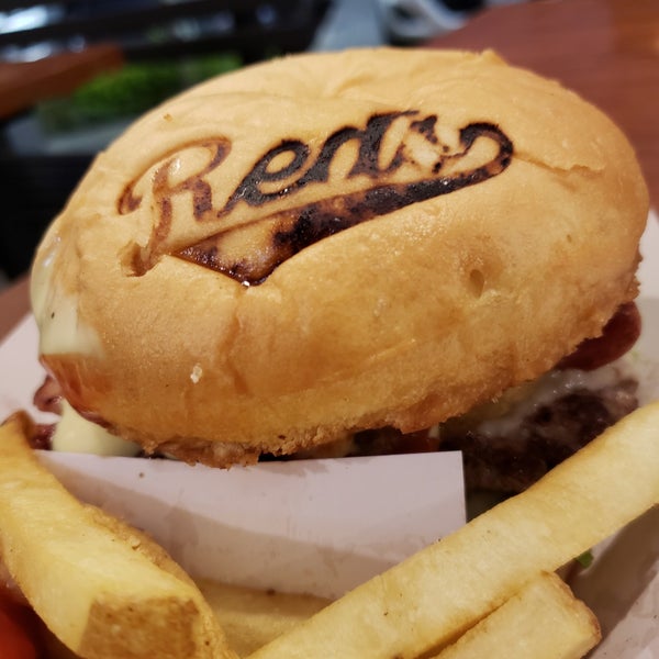 Photo taken at Red&#39;s Guadalajara by Antonio A. on 8/17/2018