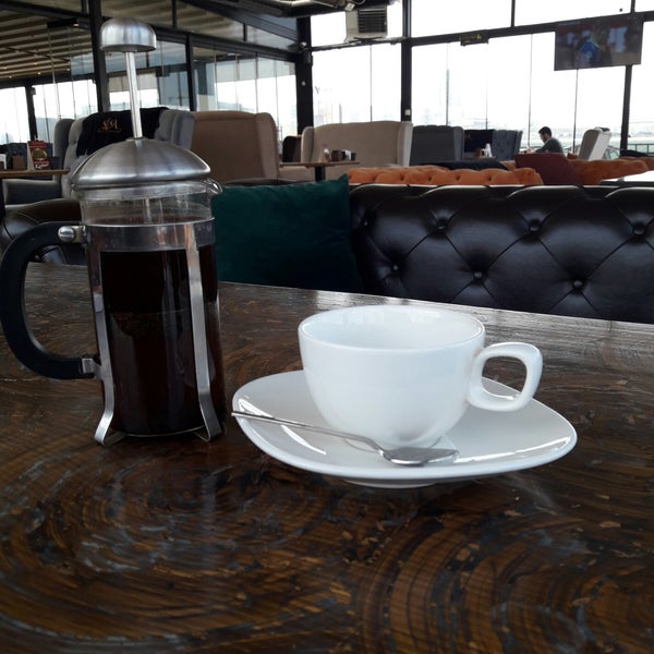 4/7/2018에 Mustafa C.님이 ŞİŞA NARGİLE CAFE에서 찍은 사진