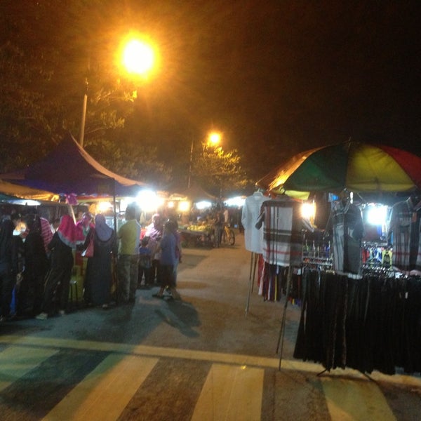 Photos At Pasar Malam Taman Pelangi Rawang Selangor