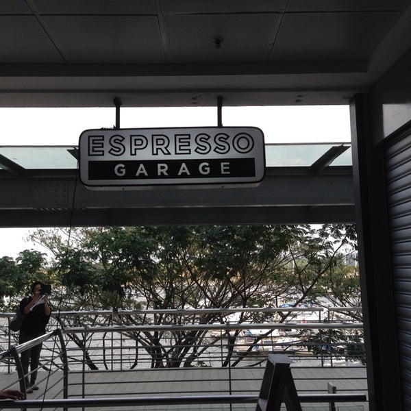 รูปภาพถ่ายที่ Espresso Garage โดย G เมื่อ 2/24/2014