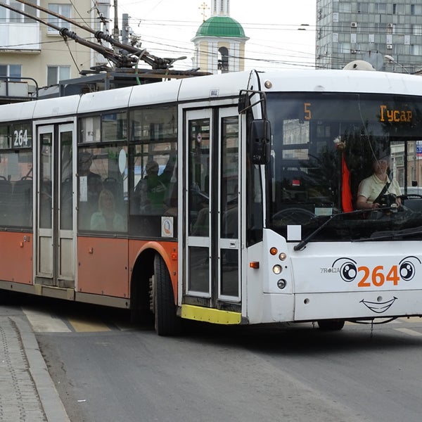 Пятый троллейбус. Троллейбус 5 Нижний Новгород. Троллейбус 5 Новокузнецк. Троллейбус 5 Новосибирск. Троллейбус 5 Новосибирск 90 е.