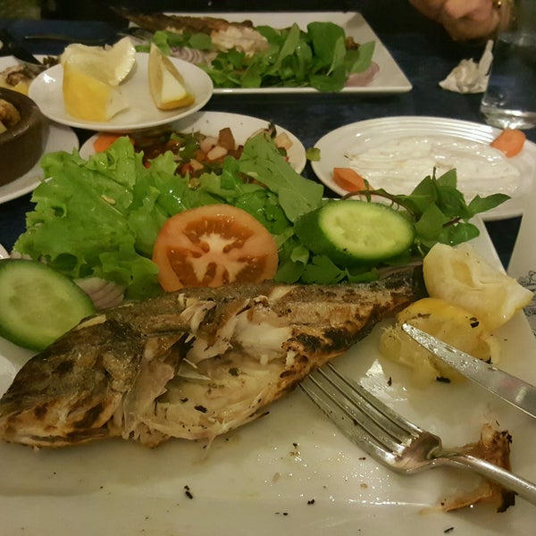 รูปภาพถ่ายที่ Öztürk Kolcuoğlu Ocakbaşı Restaurant โดย Damla G. เมื่อ 2/5/2017