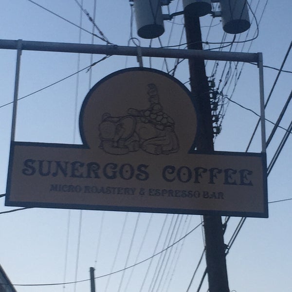 Photo taken at Sunergos Coffee by Abdulaziz on 9/11/2015