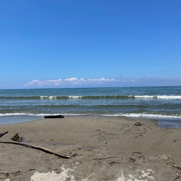 Photos At 寺泊中央海水浴場 2 Tips From 360 Visitors