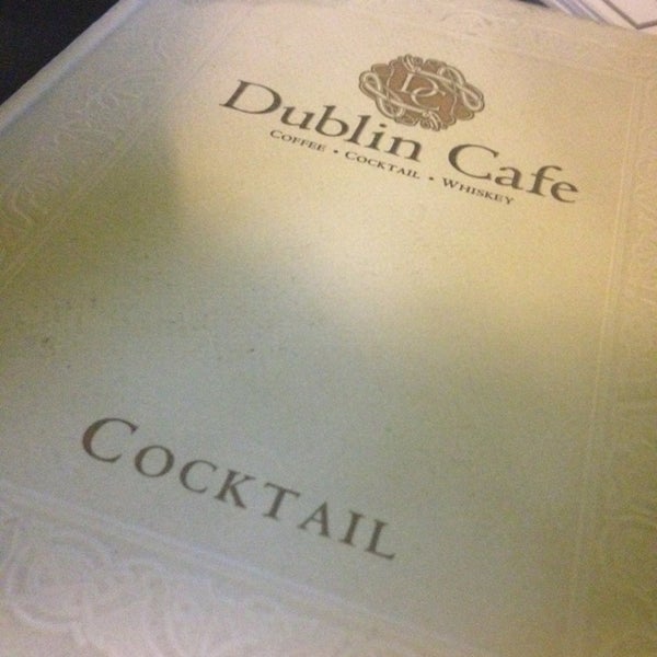 4/7/2013 tarihinde Еυγένιοςziyaretçi tarafından Dublin Cafe'de çekilen fotoğraf