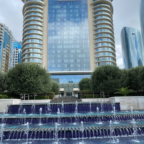 Foto tomada en JW Marriott Absheron Baku  por Mika V. el 9/16/2022