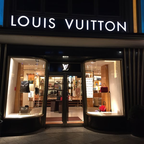 Photos at Louis Vuitton - Altstadt-Nord - 4 tips from 505 visitors