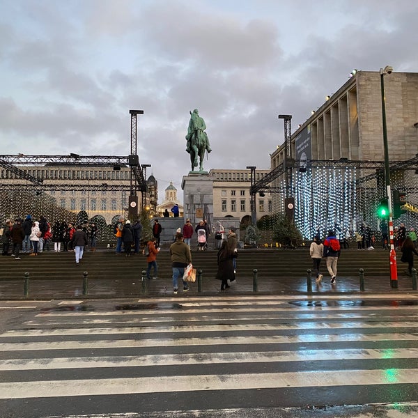 Photo taken at Albertinaplein / Place de l&#39;Albertine by Calvin D. on 12/24/2019
