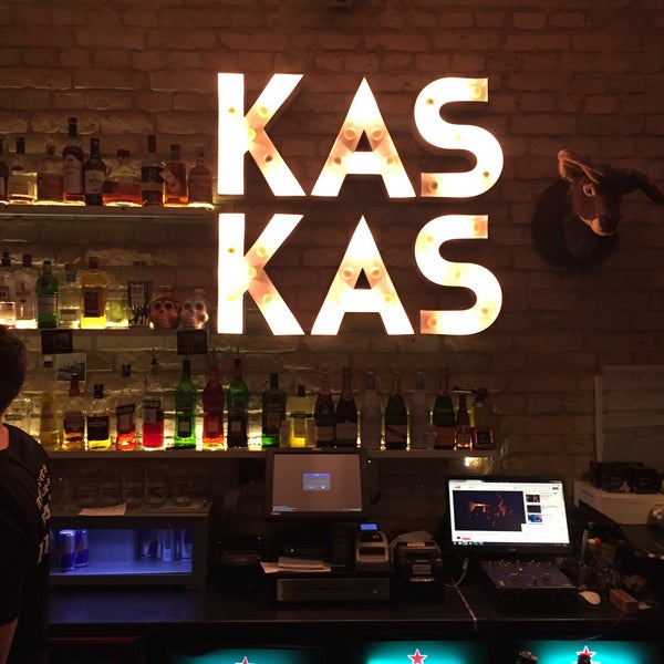 รูปภาพถ่ายที่ KAS KAS โดย Yevgen V. เมื่อ 5/27/2017