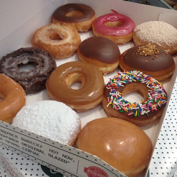 Шоколадные пончики Krispy Kreme