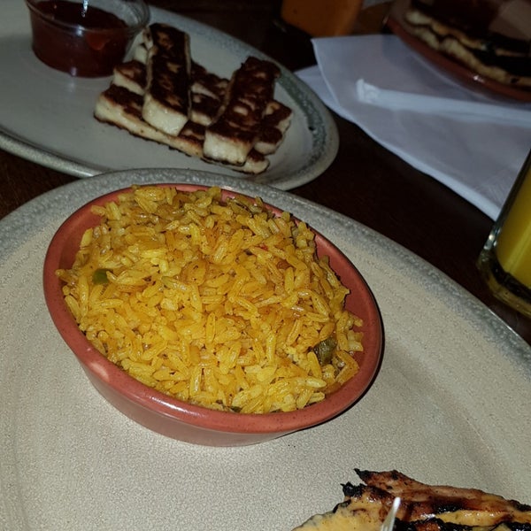 Photo taken at Nando&#39;s by محمد on 4/28/2018