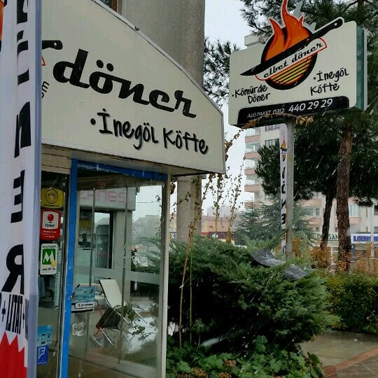รูปภาพถ่ายที่ Elbet Döner โดย Tunç M. เมื่อ 12/1/2016