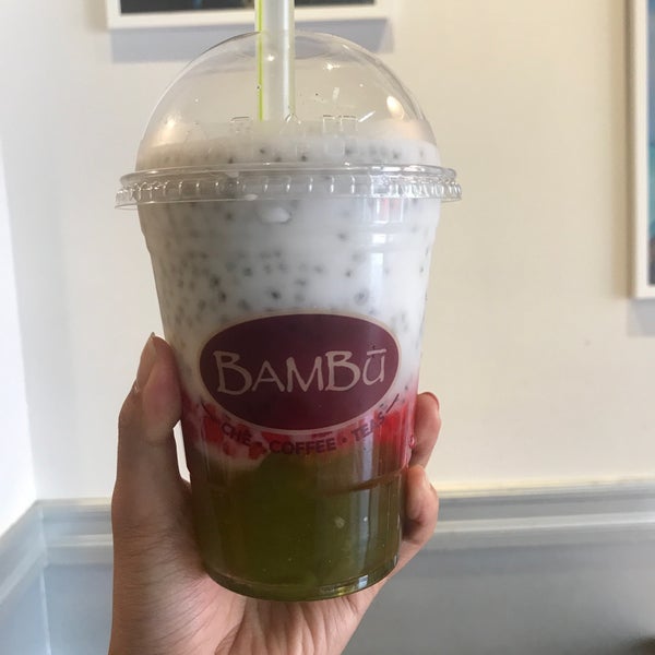 Photo taken at Bambū Desserts &amp; Drinks by Sheila D. on 8/24/2018