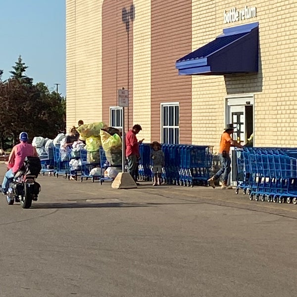 meijer bottle can return recycling facility in battle creek meijer bottle can return recycling