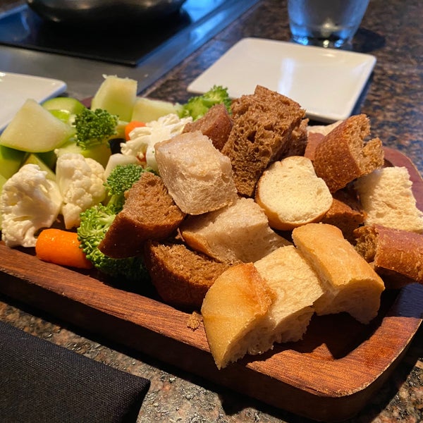 The Melting Pot Downtown 30 tips