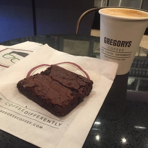 A good alternative to Starbucks. Nice brownies first, try also pain au chocolat. If you have time take a t-shirt to bring with you.