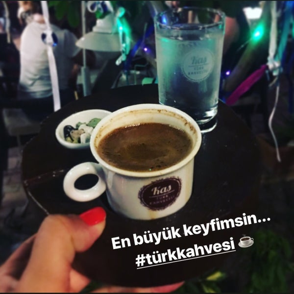 Das Foto wurde bei Kaş Türk Kahvecisi von Sibel E. am 7/11/2018 aufgenommen