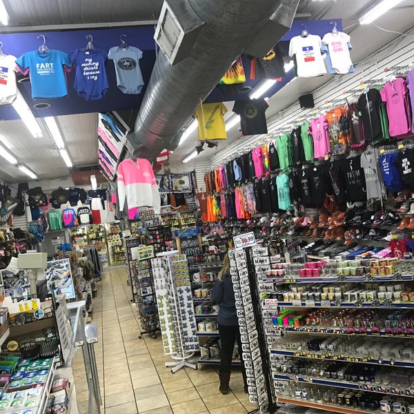 Scruffy's Souvenirs & Food Mart Gift Shop in Downtown Austin