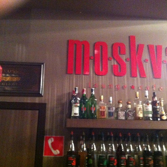 Foto scattata a Moskva lounge cafe da Katyusha K. il 10/16/2012