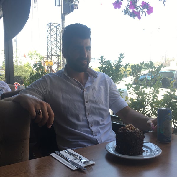 8/25/2018 tarihinde Emin M.ziyaretçi tarafından Hamur House Cafe &amp; Bistro'de çekilen fotoğraf