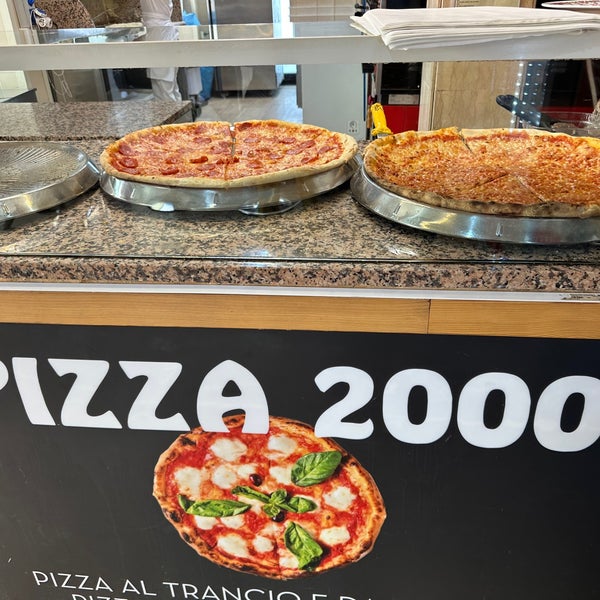 Pizza 2000 2024