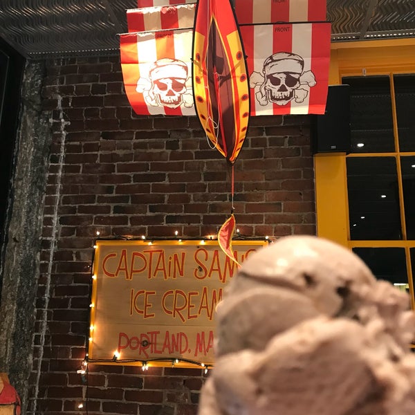 6/10/2018 tarihinde mike p.ziyaretçi tarafından Captain Sam&#39;s Ice Cream'de çekilen fotoğraf