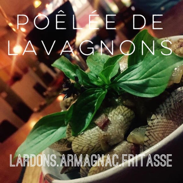 Photo taken at La Cabane, la cuisine des filles by Pagna on 7/6/2015