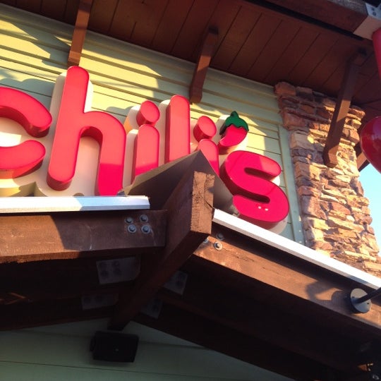 Photo taken at Chili&#39;s Grill &amp; Bar by Zach S. on 10/16/2012