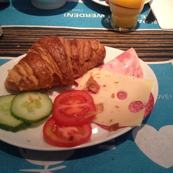 Bei einem Preis von 7,50€ ist das Frühstück eine volle Empfehlung wert. Hier macht man nix falsch und hat eine riesige Auswahl.