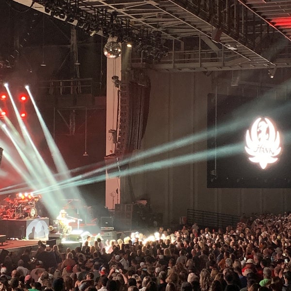 Photo taken at PNC Music Pavilion by Johnnie B. on 9/21/2019
