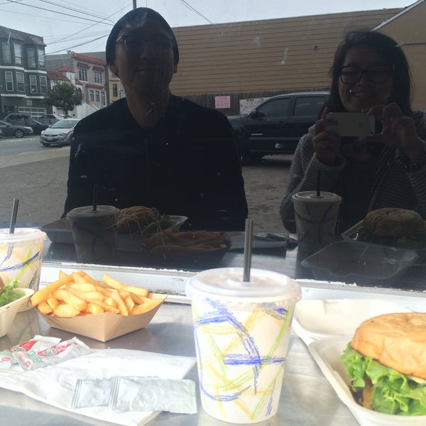 Photo taken at Beep&#39;s Burgers by Vy N. on 5/28/2015