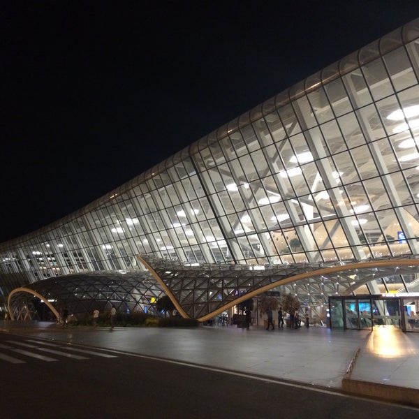 Photo prise au Heydar Aliyev International Airport (GYD) par Esmer H. le7/15/2015