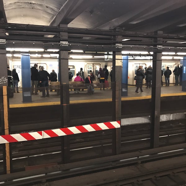Photos at MTA Subway - Union Tpke/Kew Gardens (E/F) - Kew Gardens, NY